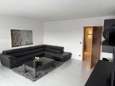 Moderne 3-Zimmer-Eigentumswohnung in guter Lage inkl. 2 Einzelgaragen