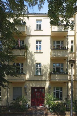 Elegante 2-Zimmer-Wohnung in historischem Ambiente