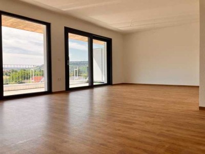 Neubau! Perfekt für Singles oder Paare - 2,5 Zimmer-Wohnung mit großem Balkon