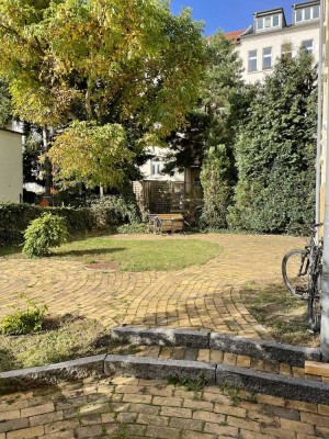 + Gohlis + Mehrfamilienhaus + 13 Wohneinheiten + voll vermietet + gepflegt