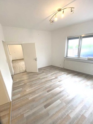 +++ Modern ausgestattete kleine Wohnung für Singles oder Paare +++