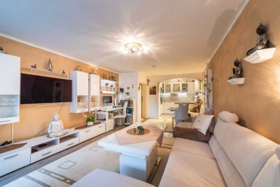 Luxuriös modernisierte 2-Zimmer-Wohnung mit Südbalkon in Bestlage in Haar