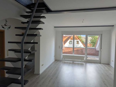 Wohnen auf zwei Etagen (4 Zimmer und Balkon) mit toller Aussicht