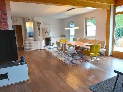 Imposanter Landsitz mit vielen Möglichkeiten- privat sowie beruflich