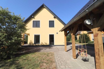 Modernes EFH mit Doppelcarport in Oschatz/OT Fliegerhorst