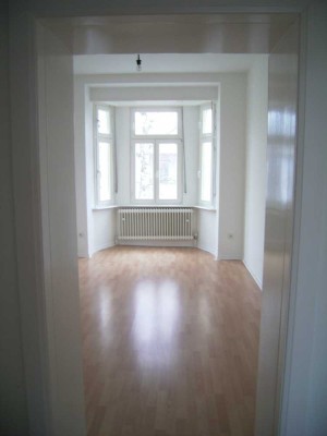 Ansprechende und sanierte 4-Zimmer-Wohnung mit Balkon in Neuwied