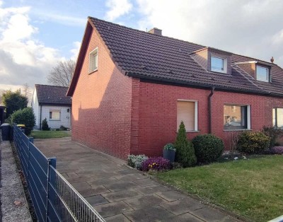 Zwei Häuser ein Preis! DHH mit angebautem Hinterhaus auf einem Erbpachtgrundstück in Recklinghausen