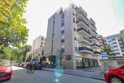 Lichtdurchflutete Wohlfühloase mit Balkon und moderner Einbauküche