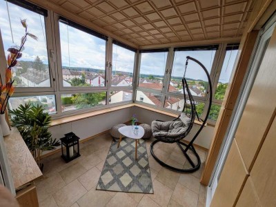 Exklusive, modernisierte 3-Zimmer-Wohnung mit Balkon in Burgau