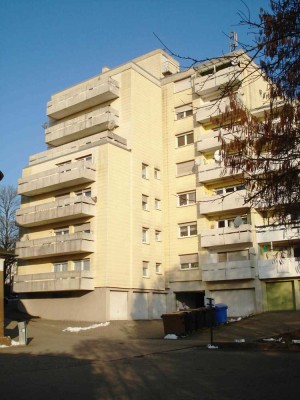 Gepflegte 3-ZKBB-Wohnung in zentraler Lage in Pirmasens mit großem Balkon