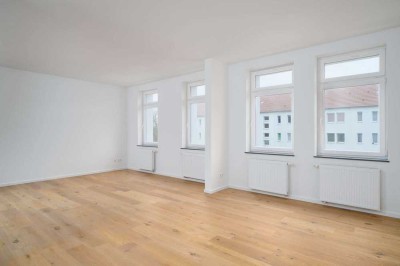 Stillvoll sanierte 5-Zimmer-Wohnung mit Balkon in Leipzig-Engelsdorf