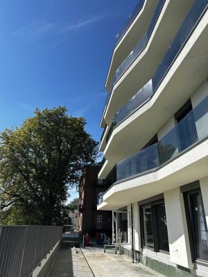 Exklusive Eckwohnung mit großer Terrasse, Luxus EBK und Weitblick