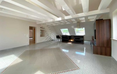 4,5-Zimmer-Maisonette inkl. zwei Pkw-Stellplätzen