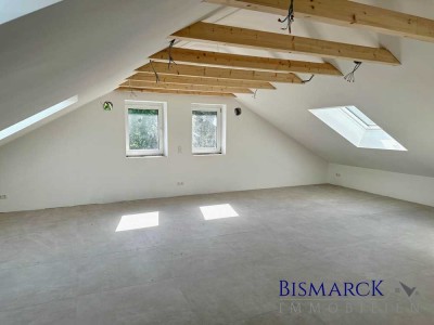 Erstbezug! Schöne Dachgeschosswohnung mit guter Aufteilung