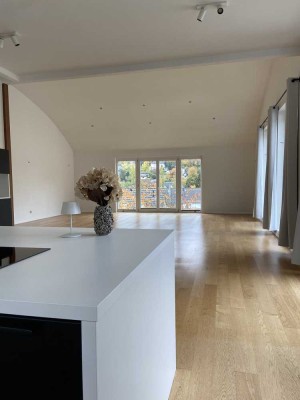 Exklusive, lichtdurchflutete Wohnung mit separatem Apartment – 150 m² Wohnfläche im 2. Obergeschoss