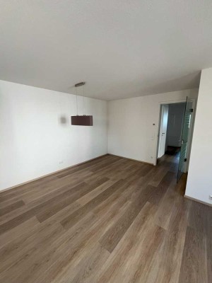 Moderne 3,5-Zimmer-Erdgeschosswohnung mit Terrasse, Tiefgarage & Wallbox – barrierefrei & ruhig