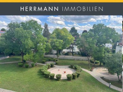 Sonnige 2,5-Zimmer-Wohnung mit Westbalkon und traumhaftem Weitblick und Aufzug in Sommerrain