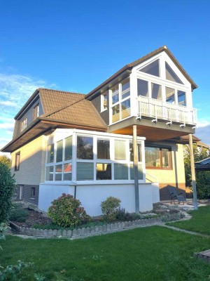 Barsinghausen OT, Zweifamilienhaus mit Charme und Komfort