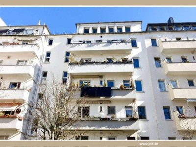 Großzügige Altbauwohnung mit Charme in Düsseldorf-Düsseltal