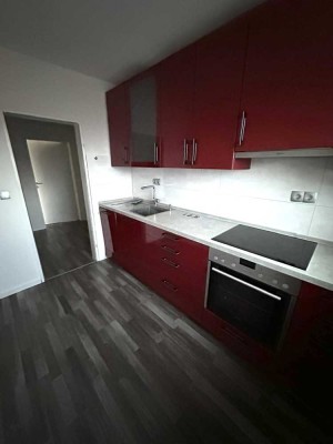 Moderne 3-Zimmer-Wohnung mit Balkon, Einbauküche und Stellplatz im Inselviertel frei ab sofort!