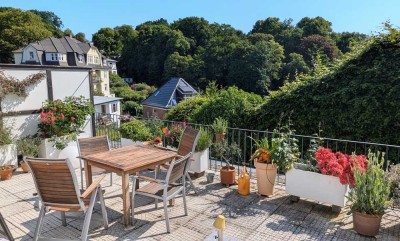 Penthouseartige Endetagenwohnung mit großer Dachterrasse
