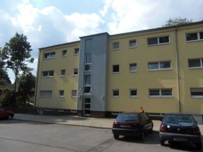 Möbel rein und fertig ! Traumwohnung in Erle !