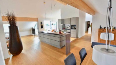 Exklusives Wohnen mit großer Dachterrasse und schönem Bergblick