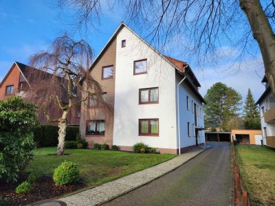 Mitten in Spaden - ruhig gelegene 2 Zi.- Dachgeschosswohnung + Garage