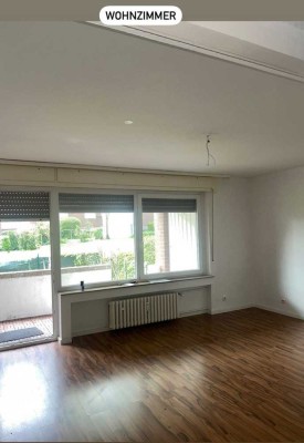 Exklusive, gepflegte 3-Raum-EG-Wohnung mit Balkon und Einbauküche in Wiesbaden