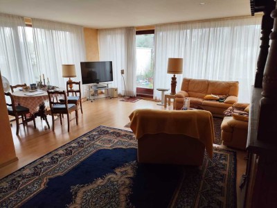 Große 4-ZW, 2 Bäder, 2 Terrassen