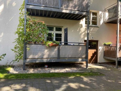 Attraktive Kapitalanlage: vermietete 4-R-W mit Balkon in saniertem Altbau!