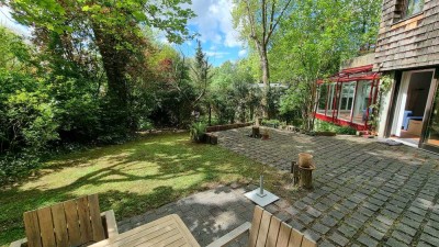 EG-Wohnung mit eigenem Wald-Garten, Whirlpool & Holz-Kamin (inkl. EBK)