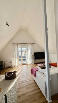 Geschmackvolle 3-Zimmer-DG-Wohnung mit gehobener Innenausstattung in Landshut