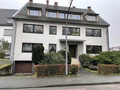 Willkommen in Alt-Brück: Lichtdurchflutete Wohnung in charmanter Lage*Parkett*