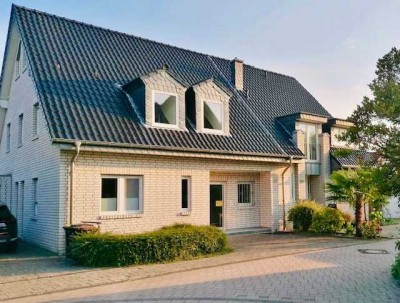 Helle DHH in Top Lage  Laschenhütte/Forstwald