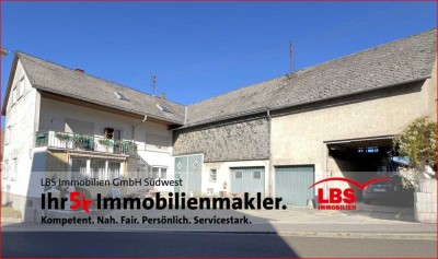 Traumhaftes Landanwesen mit Gartenparadies, Reithalle & Stallungen