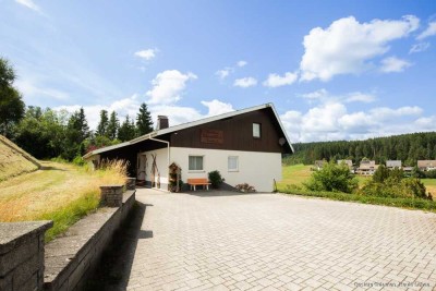 Mehr als nur ein Zuhause - Modernisiertes Wohnhaus mit Ausbaupotenzial auf 4.581 m² Grundstück