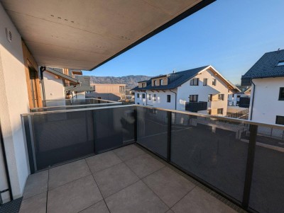 Bezugsfertig - gemütliche 2 Zimmer Erstbezugs-Wohnung mit Balkon im Ortszentrum Hallwang!