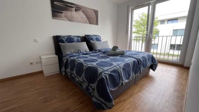 Stilvolle möblierte 2-Zimmer-Wohnung mit Einbauküche in München Nymphenburg