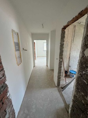 GEMÜTLICHE 2-ZIMMERWOHNUNG