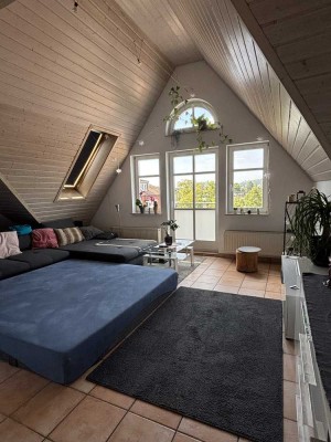 Schöne 3-Zimmer-Dachgeschosswohnung mit Einbauküche in Miltenberg
