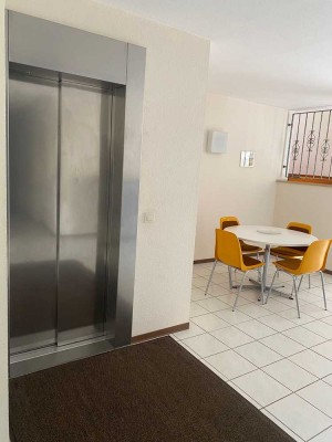 Gemütliche 2-Zimmerwohnung mit Balkon, PKW Stellplatz– Selbstbezug oder als Kapitalanlage!