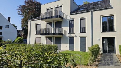 Modern und im Grünen - 3-Zi.-Wohnunug mit großer Terrasse + Außenstellplatz!