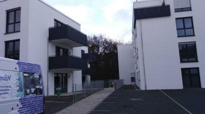 2-Zimmer-Wohnung mit Balkon und EBK in Obertshausen
