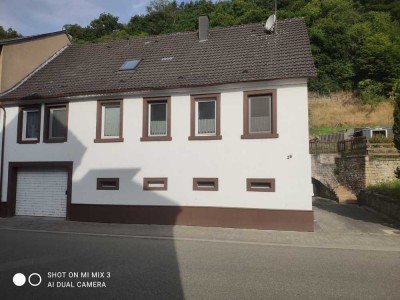 Günstiges, gepflegtes 5-Zimmer-Einfamilienhaus in Lauterecken