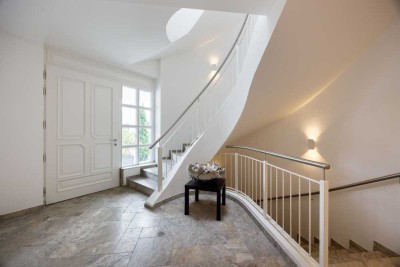 Exklusive Gartenwohnung mit Bergblick