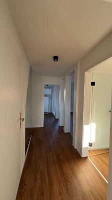 Erstbezug nach Sanierung: freundliche 3-Zimmer-Wohnung mit Einbauküche in Heilbronn
