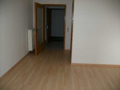 Attraktive und neuwertige 1-Zimmer-Wohnung mit Balkon in Zwickau