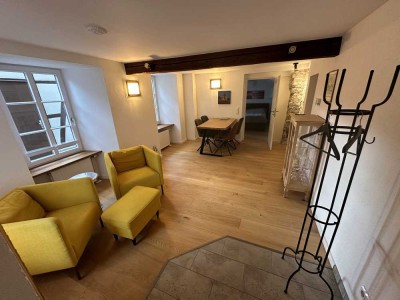 Einliegerwohnung in bester Lage - vorzugsweise an Pendler - möbliert