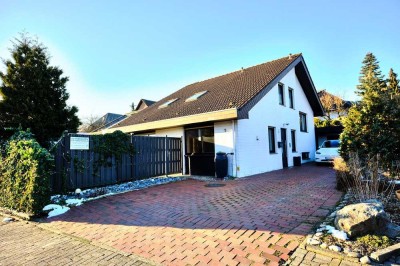 Besonderes Architektenhaus in Oberbauerschaft: Viel Platz, Pool & Wintergarten - Jetzt besichtigen!